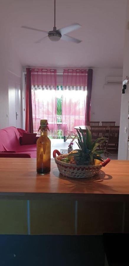 Appartement Ti Kaz A Rhum à Sainte-Anne  Extérieur photo